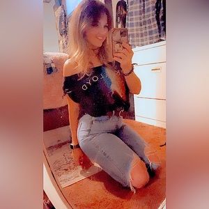 Meet your Posher, Alaina